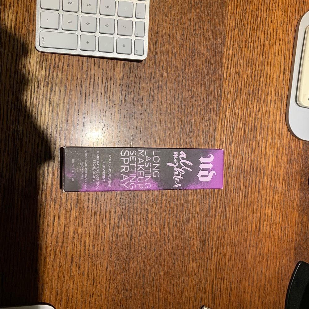 Urban Decay setting spray